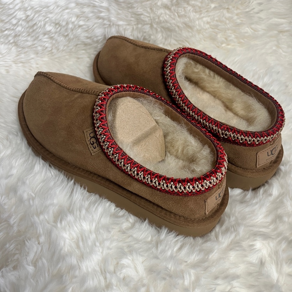 UGG Tazman Regenerate Slippers Chestnut